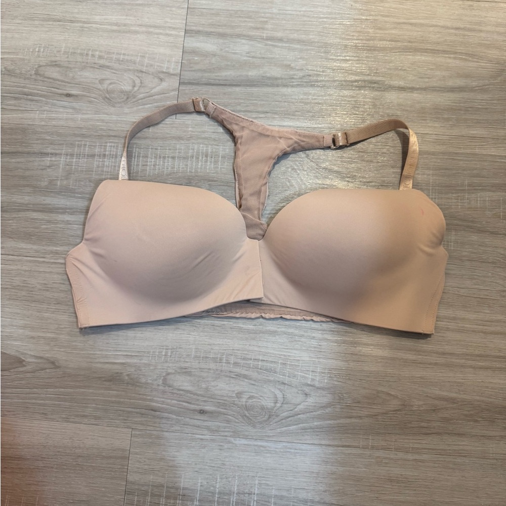Victoria’s Secret Seamless Wireless Nude t-shirt Bra
